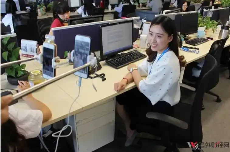 龙凤直播间互动连麦画面展示图